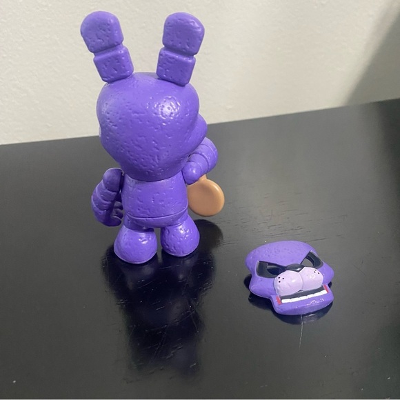 Funko Snaps Five Nights at Freddy's Bonnie Figure Purple - Picture 5 of 5